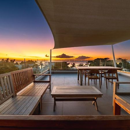 Penthouse 13 - One Bay Residence With Private Rooftop Terrace And Dip In Pool Pereybere Beach Eksteriør billede