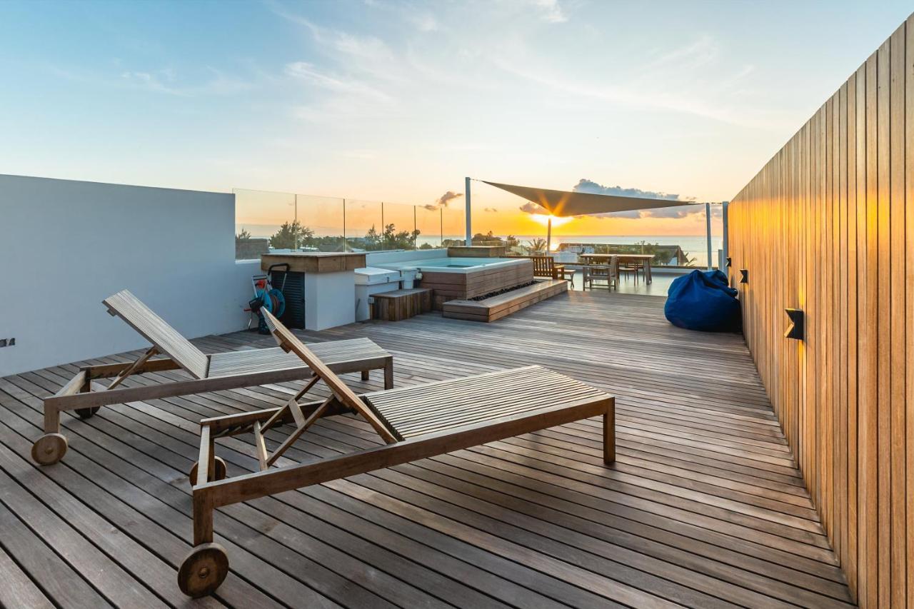 Penthouse 13 - One Bay Residence With Private Rooftop Terrace And Dip In Pool Pereybere Beach Eksteriør billede