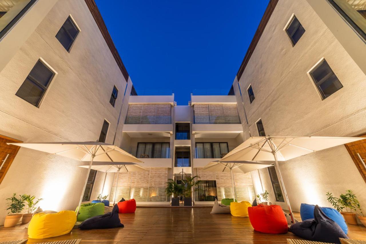 Penthouse 13 - One Bay Residence With Private Rooftop Terrace And Dip In Pool Pereybere Beach Eksteriør billede